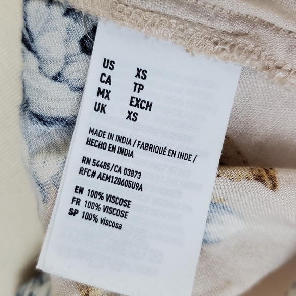 American Eagle Floral Button Up Strappy Tank Top - Picture 13 of 13